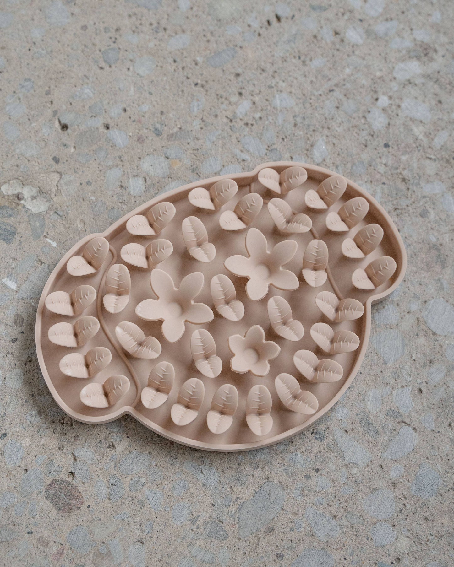 Nude Dog Head Enrichment Snuffle Mat